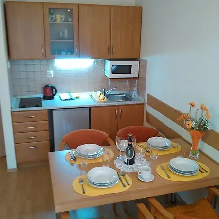 Arsinoe Lägenhet Oscadnica